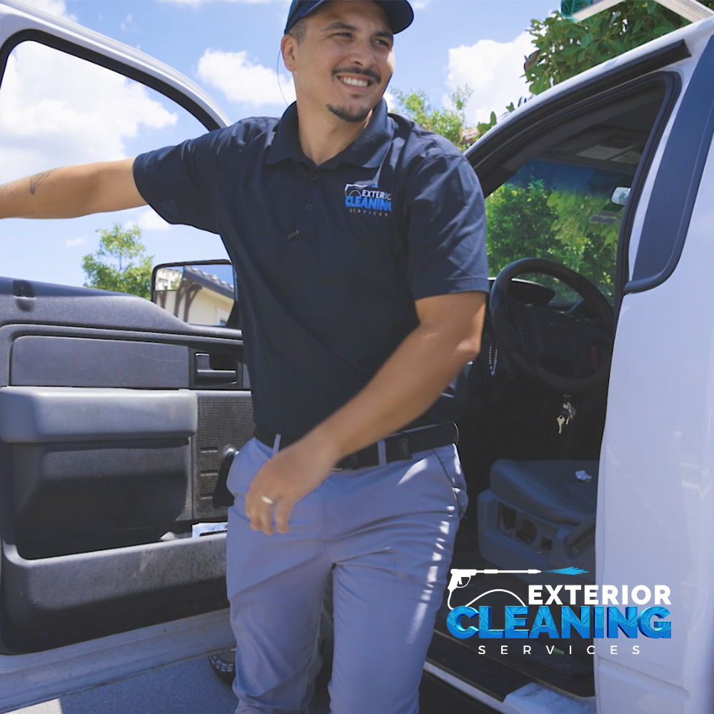 EXTERIOR CLEANING SERVICES BEFORE HOVER